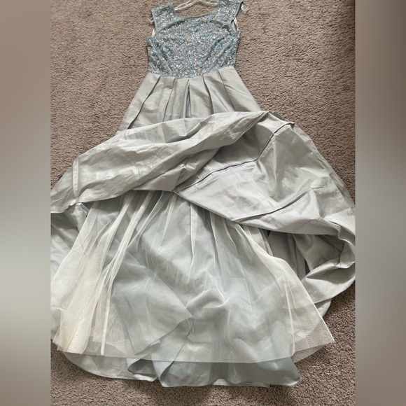 Gorgeous Aidan Mattox Prom Wedding Evening Gown Blue Gray Sequins Beads Size 4 - Picture 16 of 16